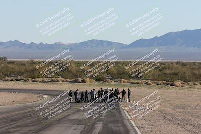 media/Jan-15-2026-Racers Edge (Thu) [[dfebeb70ab]]/1-Around the Pits-Track Walk/